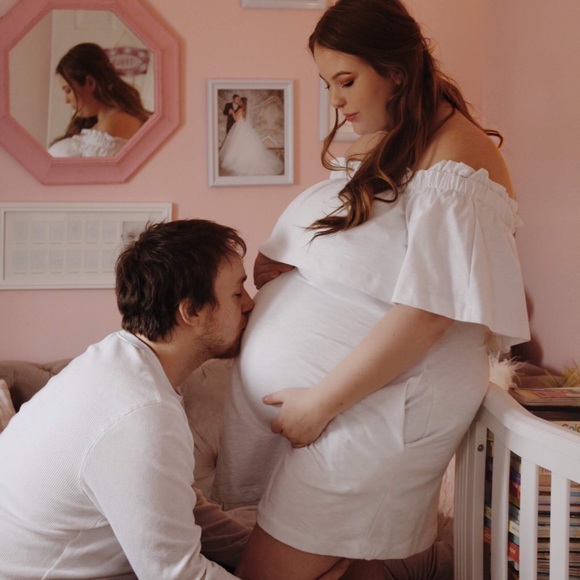 Meet your Posher, Tiana - Picture 4 of 7